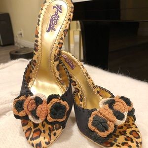 Beautiful and unique Hale Bob sandals